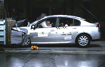 - Renault Laguna.  Euro NCAP