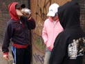Британских учителей обязали "шпионить" за учениками, выявляя юных хулиганов