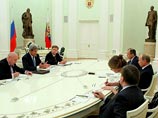 Сведения о возможном проведении сделки поступили в СМИ накануне вечером - спустя сутки после того, как госсекретарь Джон Керри обсуждал с Владимиром Путиным ситуацию в Сирии