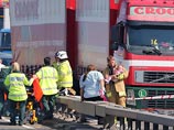 На автомобильном мосту, соединяющем графство Кент и остров Шеппи, столкнулись более 100 автомобилей