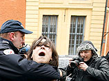    ,    -,    FEMEN