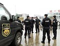 Китайские полицейские застрелили одного из трех уйгуров, ранивших ножом 9 человек на железнодорожном вокзале Китайские полицейские застрелили одного из трех уйгуров, ранивших ножом 9 человек на железнодорожном вокзале