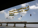   15  Greenpeace                ,       