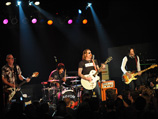   Eagles of Death Metal    ,        