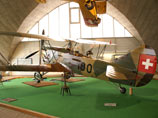   EKW C-35    1930-   .     13 ,     - 335 /