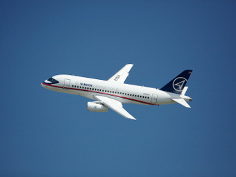 SSJ-100.     "."