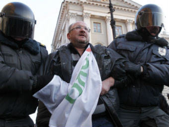      5 .  Reuters